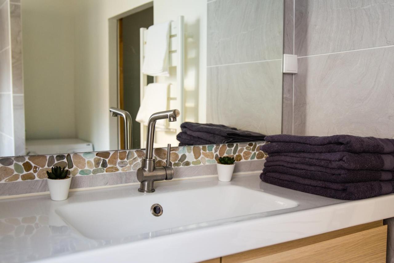 Coeur de ville I 50m² I Netflix I Lit Queen size Sens Extérieur photo