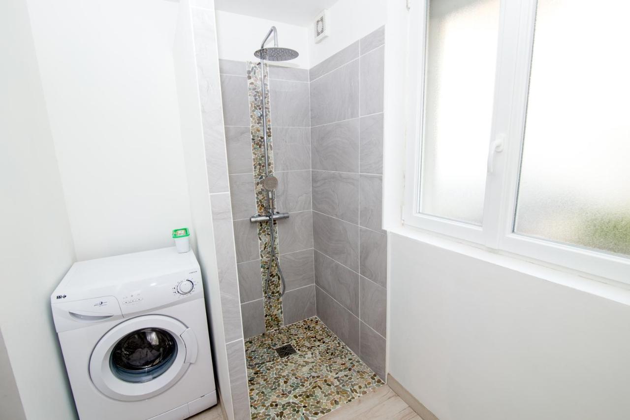 Coeur de ville I 50m² I Netflix I Lit Queen size Sens Extérieur photo